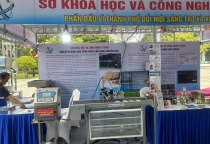 Tham gia triển lãm trưng bày sản phẩm máy in phun lên sản phẩm cùng với sở khoa học và công nghệ TP.HCM